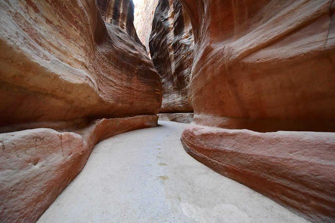 Wadirum & Petra Tour 02 Days / 01 Night From Eilat Border - Inclusions