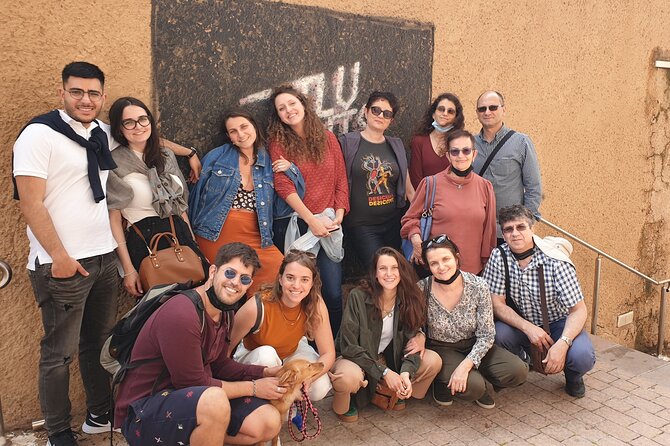 Walking Graffiti Tour With Augmented Reality in Tel Aviv - Accessibility and Participants