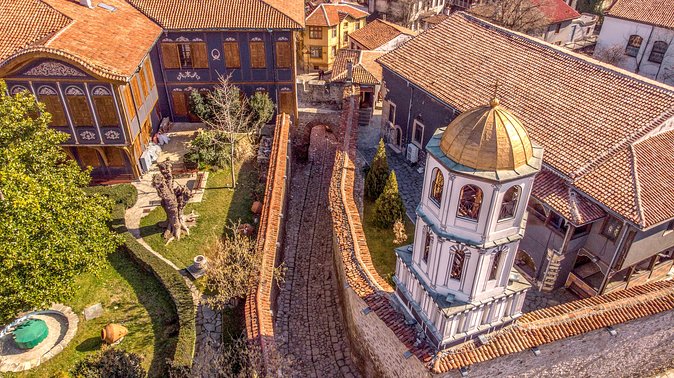 Walking Tour of Plovdivs Top Attractions - Itinerary Details