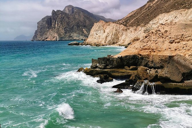 West Salalah, Al Mughsail Beach, White Beach, Frankincense Tree (Half Day Tour) - Itinerary Details