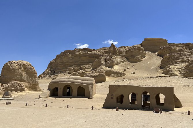 Whales Valley Museum, Magic Lake and Waterfalls in Faiyum Desert - Expert Guides and Staff Services