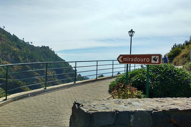 WHEELCHAIR TOUR 1/2 VISIT CABO GIRAO Private Tour - Pickup Information