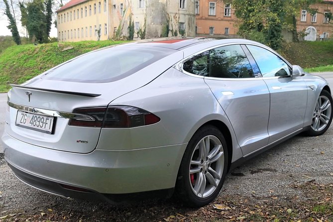 Zagreb & Split Sightseeing in Tesla