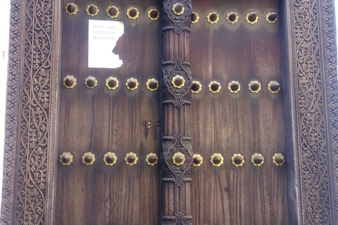 Zanzibar Historical Walking Tour With Mohamed - Inclusions and Meeting Point