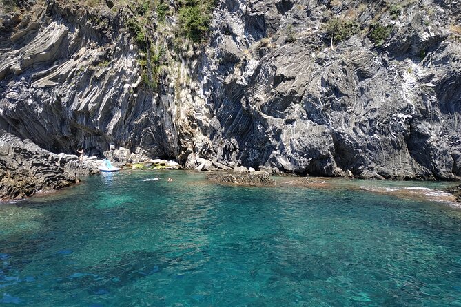 3 Hour Cinque Terre Tour Plus Swim Stops at Secluded Beaches