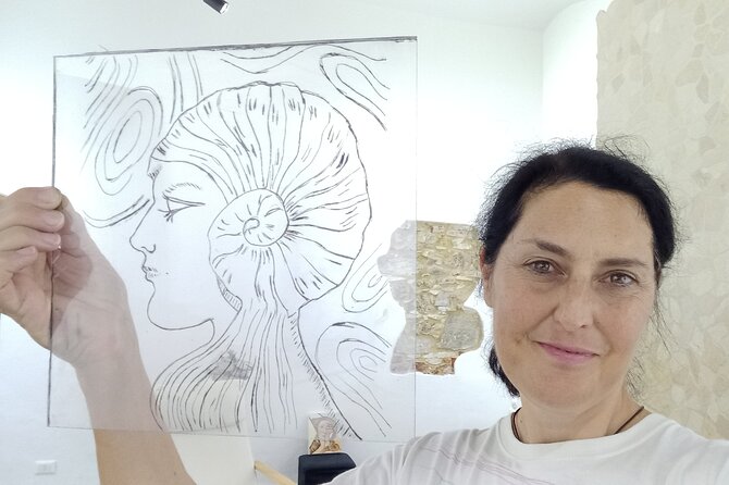 3 Hours of Drawing and Engraving on Plexiglass in Pietrasanta - Event Overview