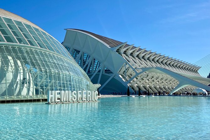 1 + 1 Discover Valencia Self Guided Cycling- and Walking Tour - Directions