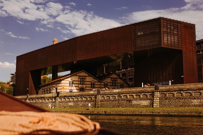 1 Hour Gondola River Night Cruise in Krakow - Additional Info
