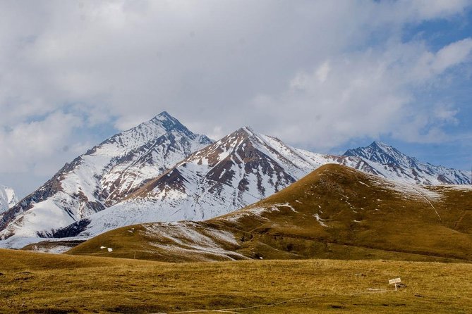 2 Days Trip to Kazbegi (Overnight in Juta / Stepantsminda / Gudauri) - Accommodation Options