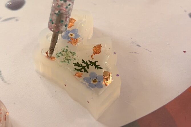 2 Hour Accessory Making Workshop in Amman - Accessibility and Capacity Details