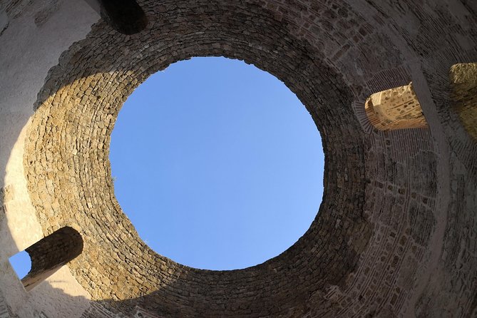 2 Hours Split Walking Tour With Free Food Tasting - Pricing and Cancellation Policy