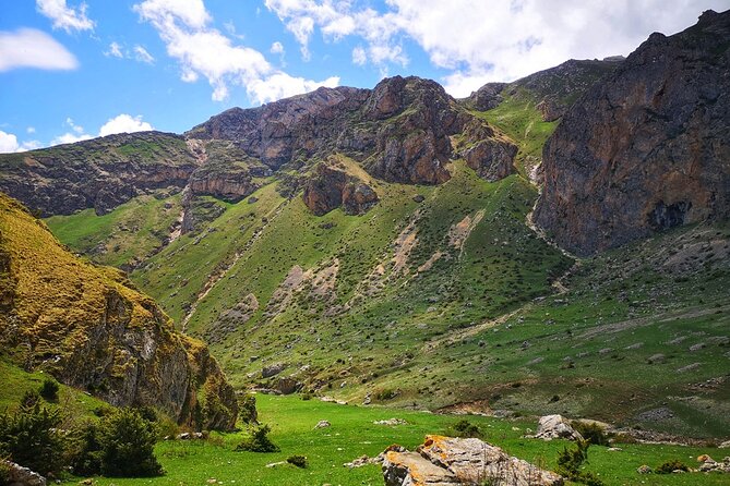 3-Day Hiking & Trekking Tour Remote Villages in Guba - Transportation Details