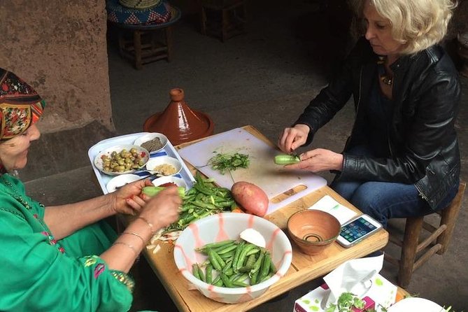 4-Hour Private Cooking Classes in Marrakech With Pick up - Professional Multilingual Cook Included