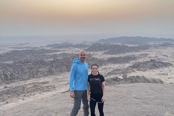 4 Hours Charming Moon Valley Hike Experience in Jeddah - Pricing and Reservation Information