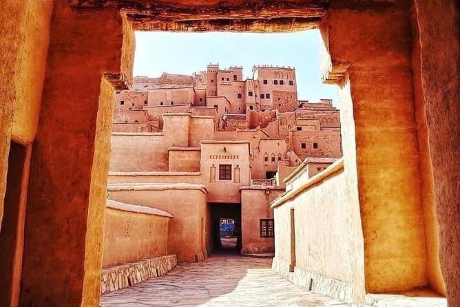 8 Days Private Tour From Tangier To Marrakech - Transportation and Accommodation