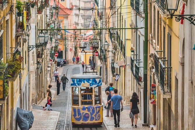 8 Days Tour - North & South of Portugal - Accommodation Details