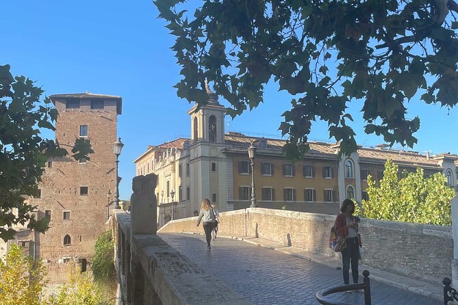 A Self-Guided History Tour of Romes Jewish Ghetto - The Sum Up