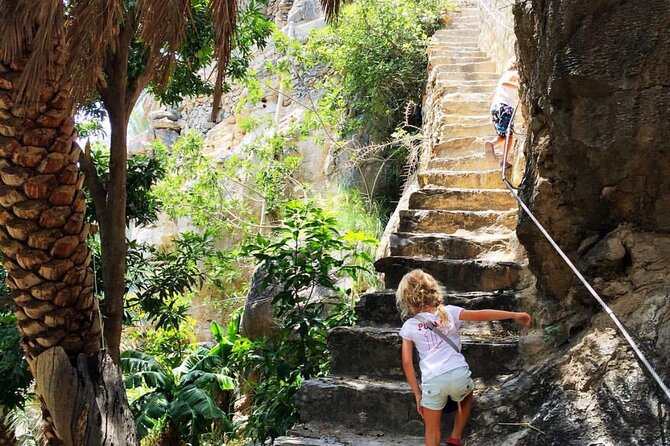 AL HAMRA & JEBEL SHAMS - Muscat, Oman - Spectacular Views at Jebel Shams