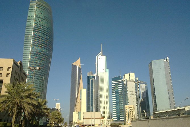 Arrival Transfer: Kuwait Airport KWI to Kuwait in Sedan Car