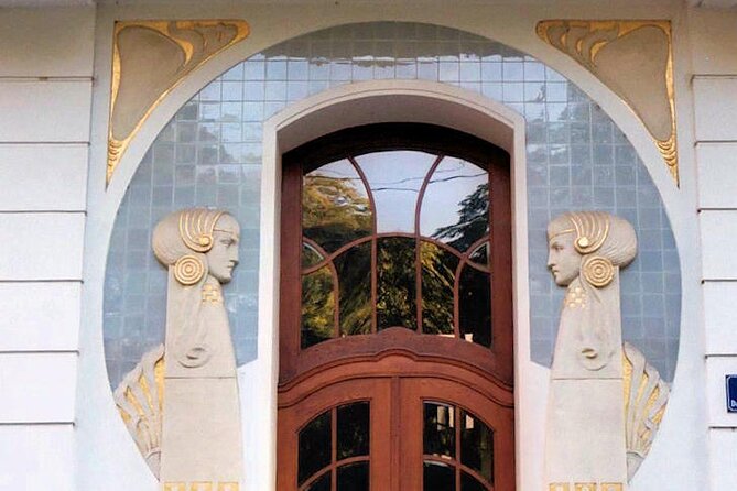 Art Nouveau in Vienna - Art Nouveau in Viennas Daily Life