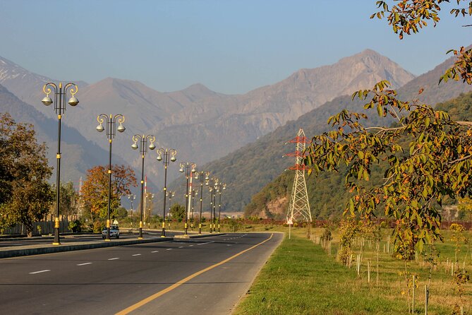 Azerbaijan Tour in 2 Days/Sheki+Lahij+Gabala up to Georgia Border - Reviews and Ratings Overview