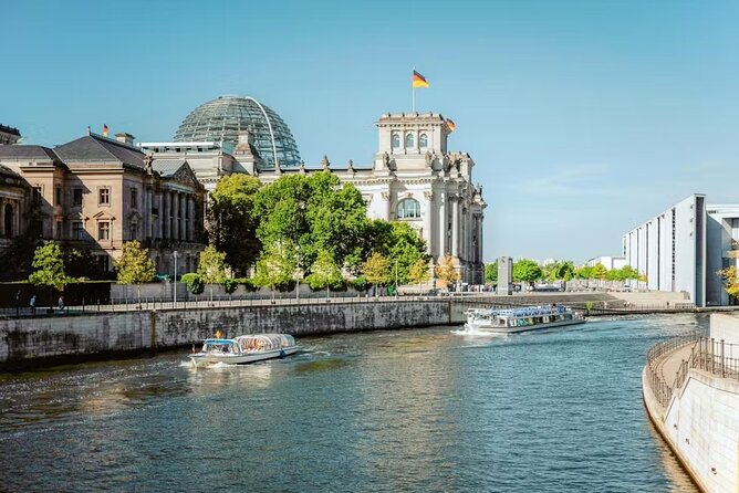 Berlins Sights in Style on a River Spree Cruise - Boat Facilities