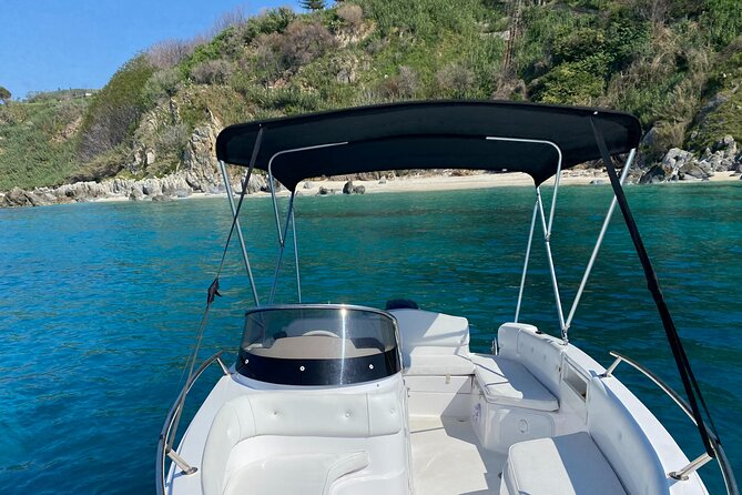 Boat Rental for a Whole Day Without Skipper in Tropea - On-board Equipment and Regulations