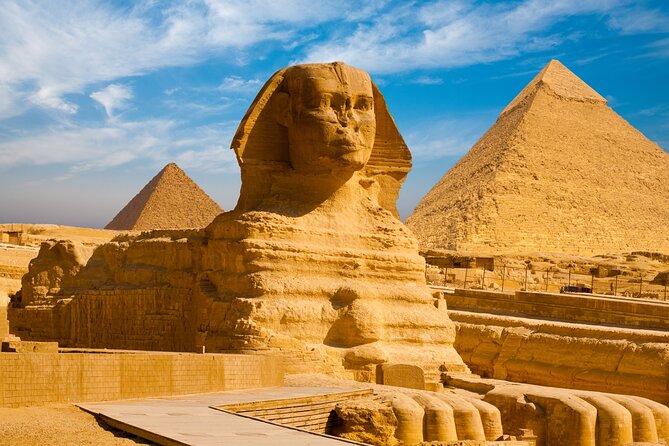 Day and Night at the Pyramids