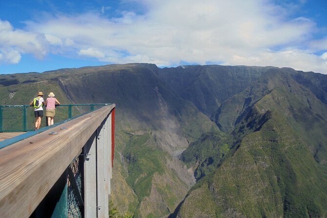 Day Tour of the Mountains to the Volcano + Breakfast - How to Reserve
