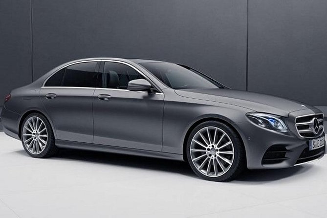 Departure Private Transfers From Krakow City to Krakow Airport KRK - Cancellation Policy