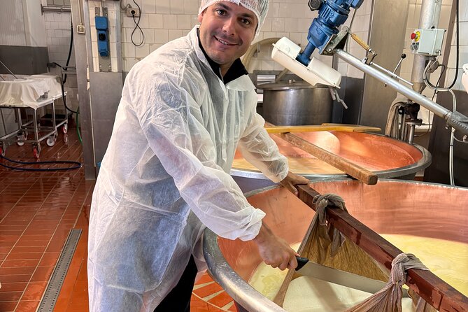 Emilia Flavors: Parmigiano & Parma Ham Discovery Tour - Transportation Logistics