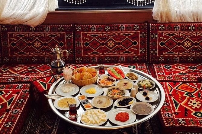 Ephesus Tour & Traditional Turkish Breakfast From Kusadasi Port - Inclusions & Amenities