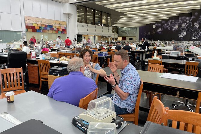 Exclusive Private Tour in The Israel Diamond Exchange + Souvenir - Meeting and Pickup Details