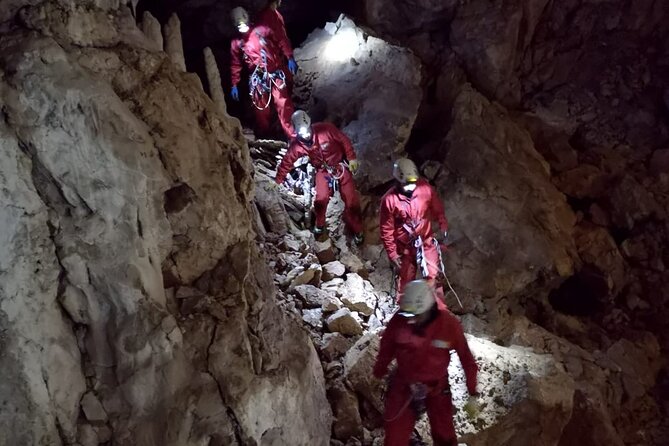 Extreme Caving Bled - Maximum Group Size