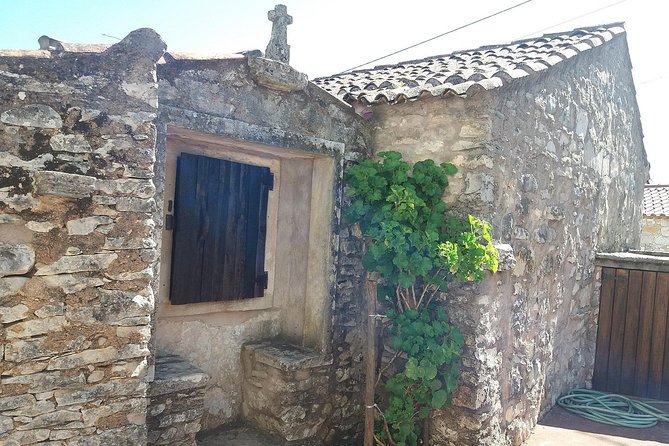 Fatima, Batalha and Alcobaça - Christianity, Barroque and Gothic - Blend of Christianity and Baroque