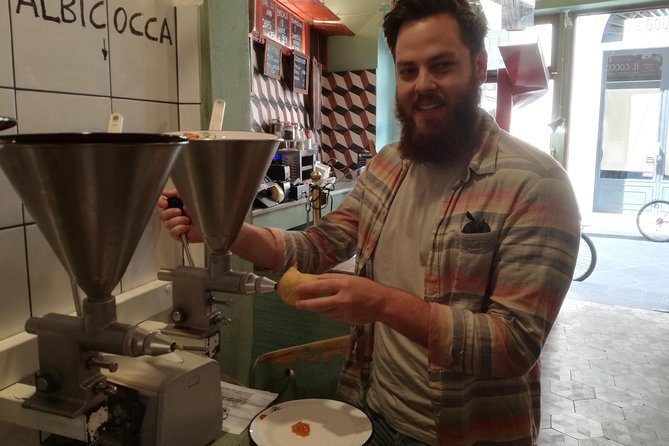 Florence Street Food and Sightseeing Tour With a Professional Tour Guide - Guide Information