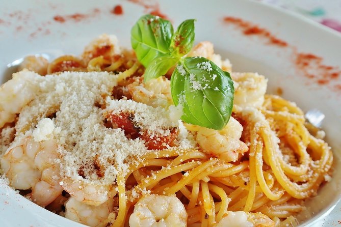 Food Stroll & Tasting in Milan City Centre