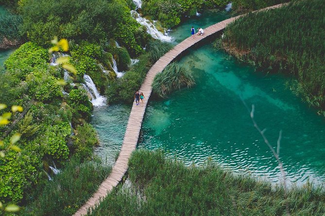 From Split Airport to Plitvice Lakes (Round Trip) - Pickup Points