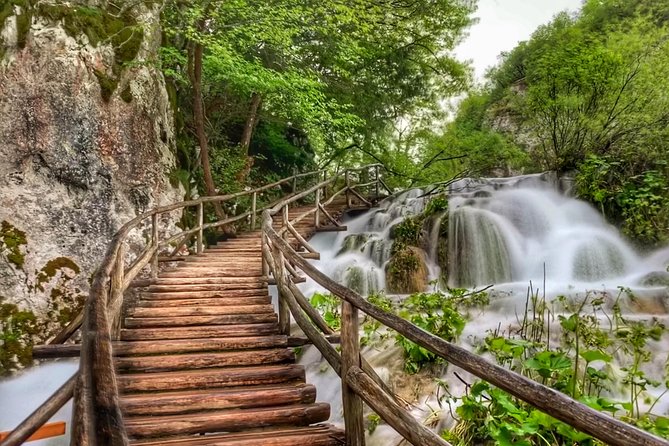 From Zagreb to ŠIbenik With Plitvice Lakes Tour - Private Transfer - Service Inclusions