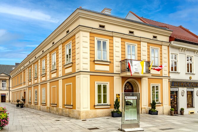 Full Audio Guide Tour in the Footsteps of John Paul II - Duration