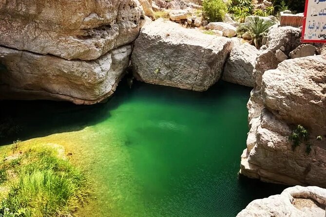 Full-Day At WadiShab & Sinkhole (Shab Valley) - Travel Directions