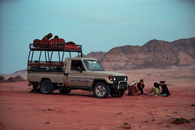 Full Day Jeep & Camel Tour No Stay - Reviews