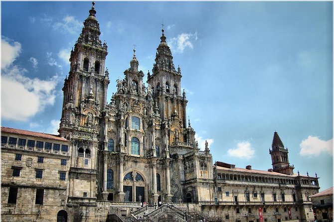 Full-Day Private Tour: Historic Santiago De Compostela From Lisbon - Price and Booking