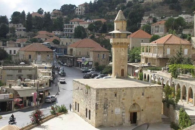 Full-Day Private Tour to Beiteddine, Deir El Qamar, Moussa Palace and Cedars