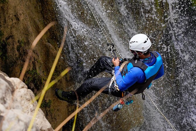 Full Day Private Wadi Tiwi Mibam Adventure - Pickup Information