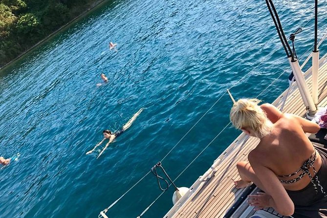 Full Day Sailing Boat Tour of Boka Bay - Customer Reviews