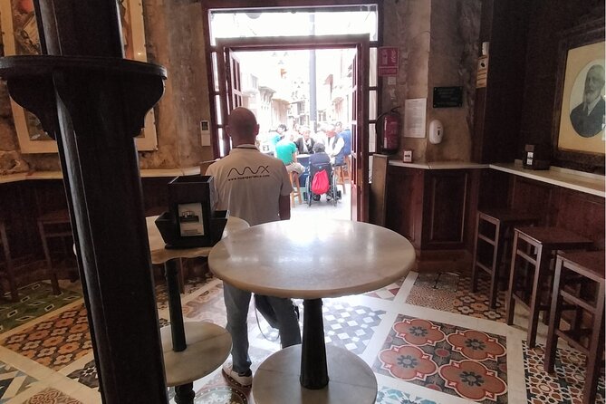 Guided Tour of the Historic Center With Express Tapas - Frequently Asked Questions