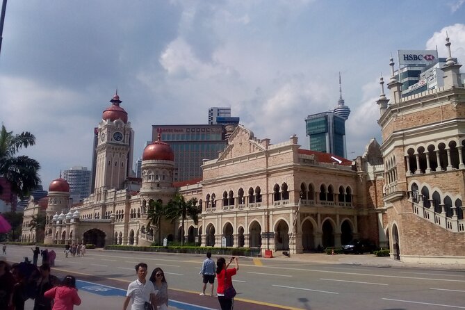 Half Day Passage Of Time In The Natons Capital (Guided Tour) - Tour Overview