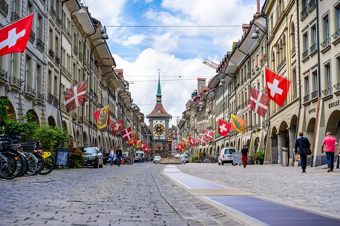 Highlights & Hidden Gems of Bern: Small Group Guided Walking Tour