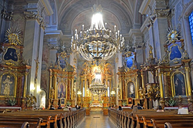 Highlights of Warsaw Private Bike Tour With Licensed Guide - Fully Equipped City Bike
